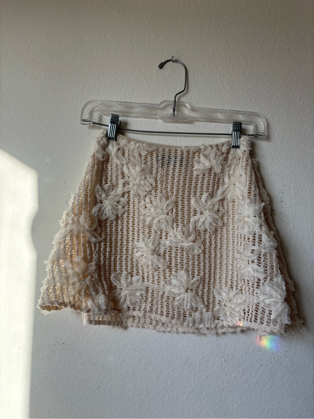 White Fox Boutique Summer Beachy  cream & tan mini skirt with white floral appli